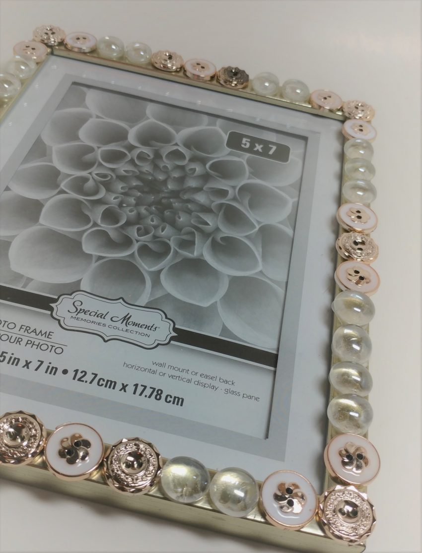 DIY Button Photo Frame Diy Dollar Tree Crafts