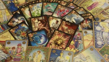 10 Misguided Myths about Tarot Readings