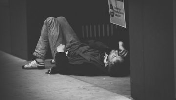 5 Ways to Communicate With Someone Who’s Suffering From an Addiction