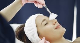 What is a Beauty Therapist and How to be a Successful One