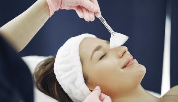 What is a Beauty Therapist and How to be a Successful One